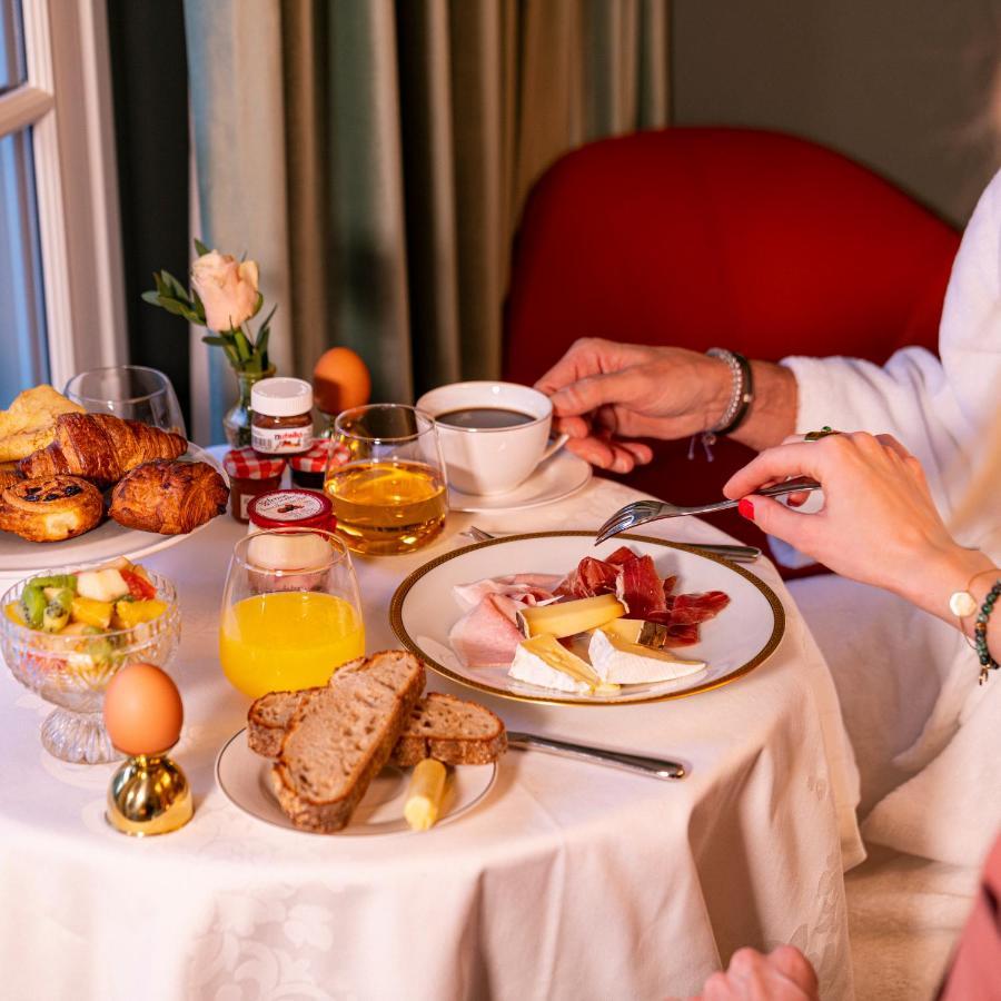 Les Suites 7 Anges - Parking, Vue Cathedrale & Centre Historique Reims Ngoại thất bức ảnh