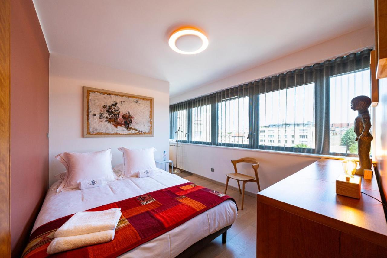 Les Suites 7 Anges - Parking, Vue Cathedrale & Centre Historique Reims Ngoại thất bức ảnh