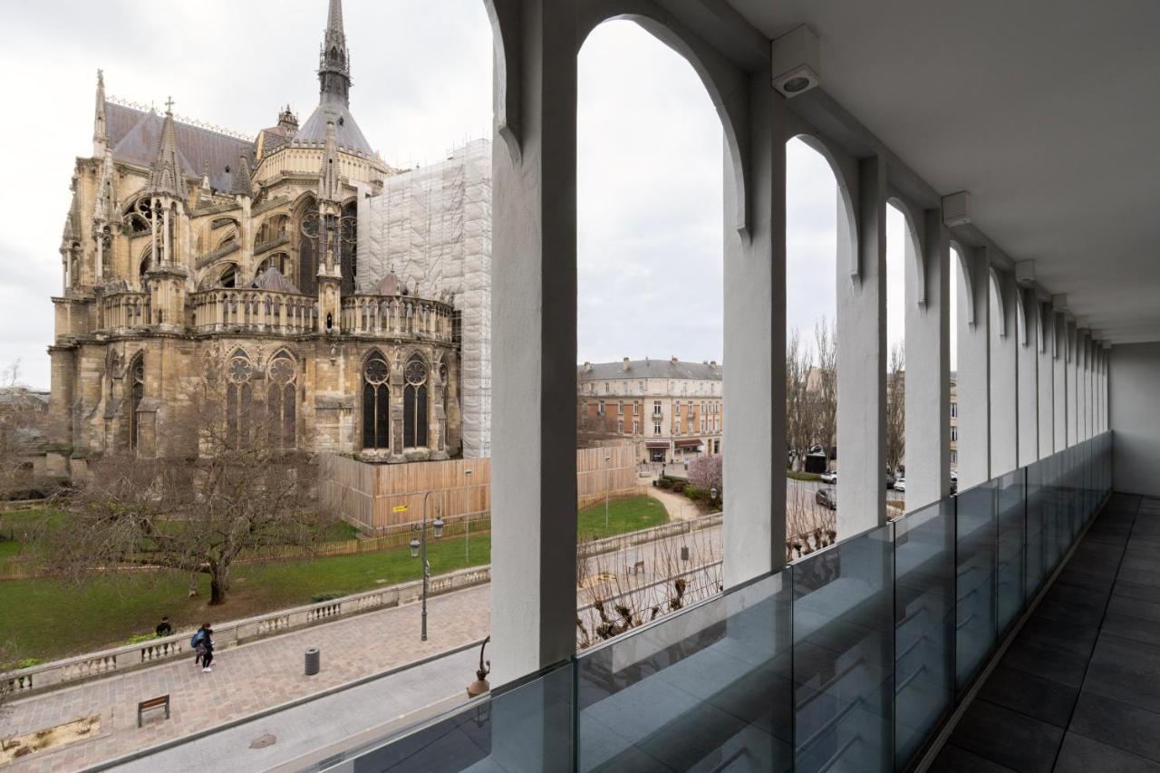 Les Suites 7 Anges - Parking, Vue Cathedrale & Centre Historique Reims Ngoại thất bức ảnh